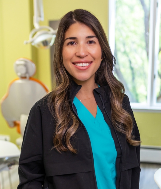 Hinsdale and Downers Grove pediatric dentist Doctor Adreina Karamchandani